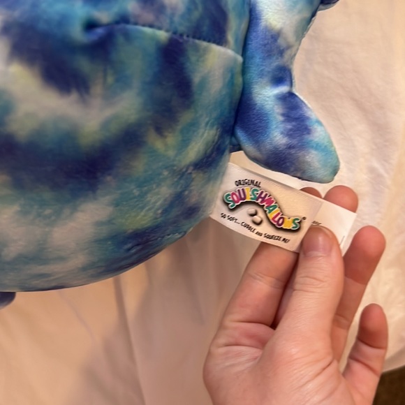 Squishmallows Luther The 8' Blue Tie Dye Tiger Shark - Picture 3 of 6